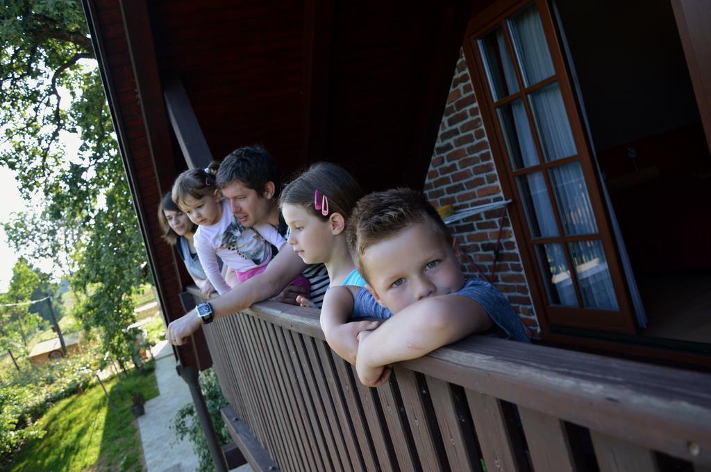 Turisticna Kmetija Cebelji Gradic Apartment Rogašovci Exterior foto