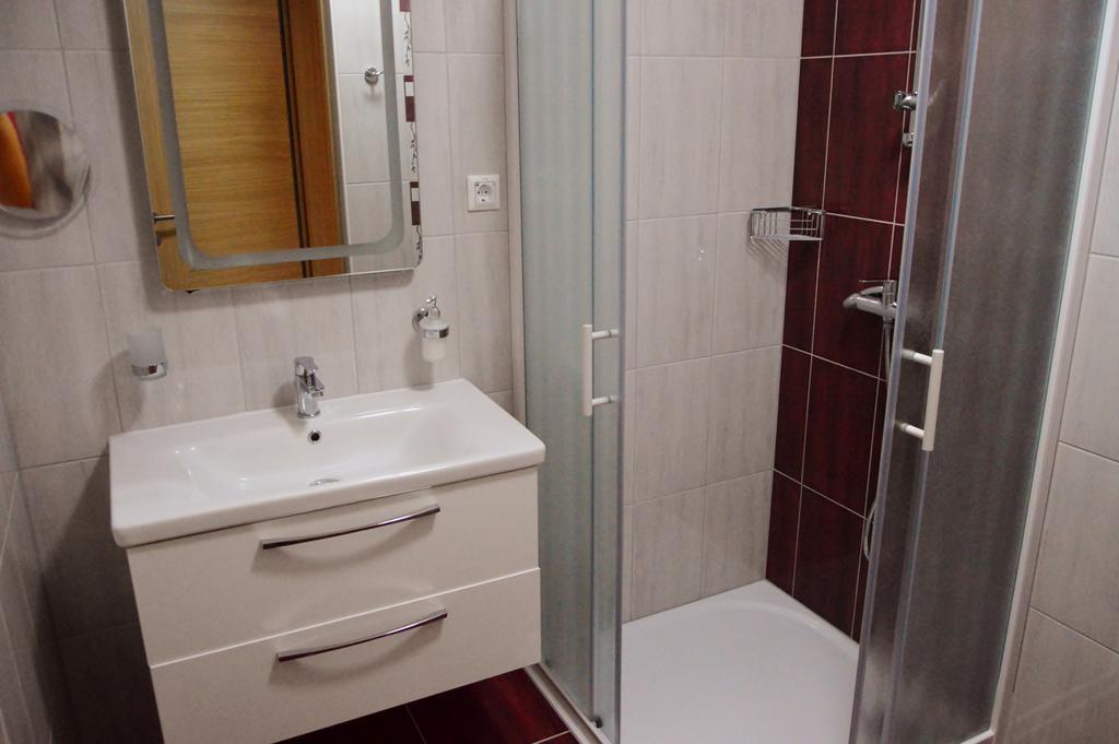 Turisticna Kmetija Cebelji Gradic Apartment Rogašovci Exterior foto