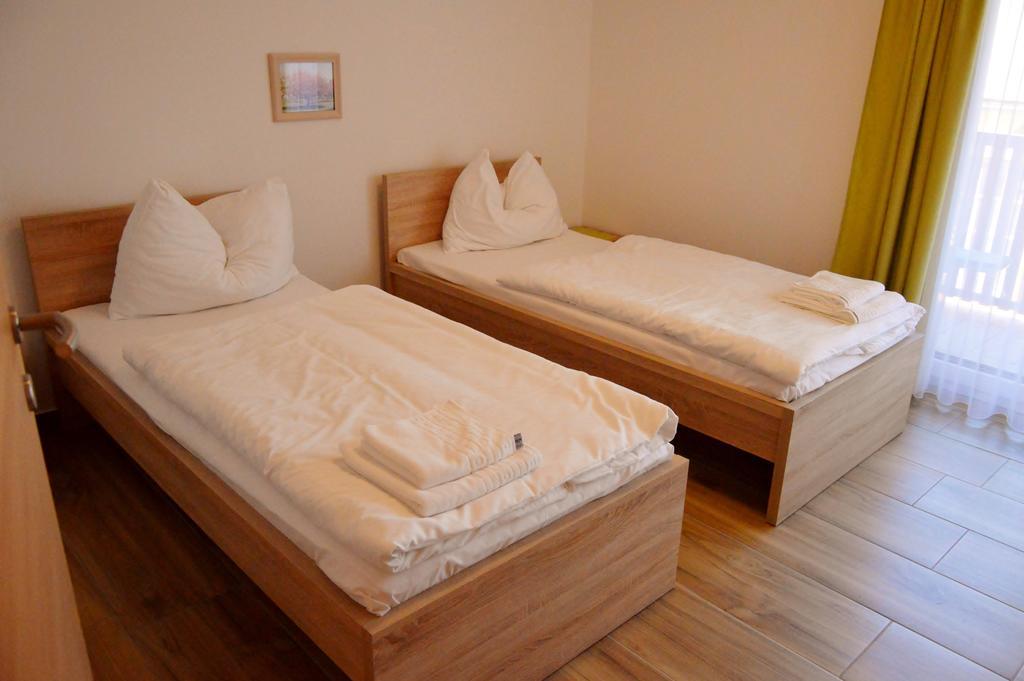 Turisticna Kmetija Cebelji Gradic Apartment Rogašovci Exterior foto