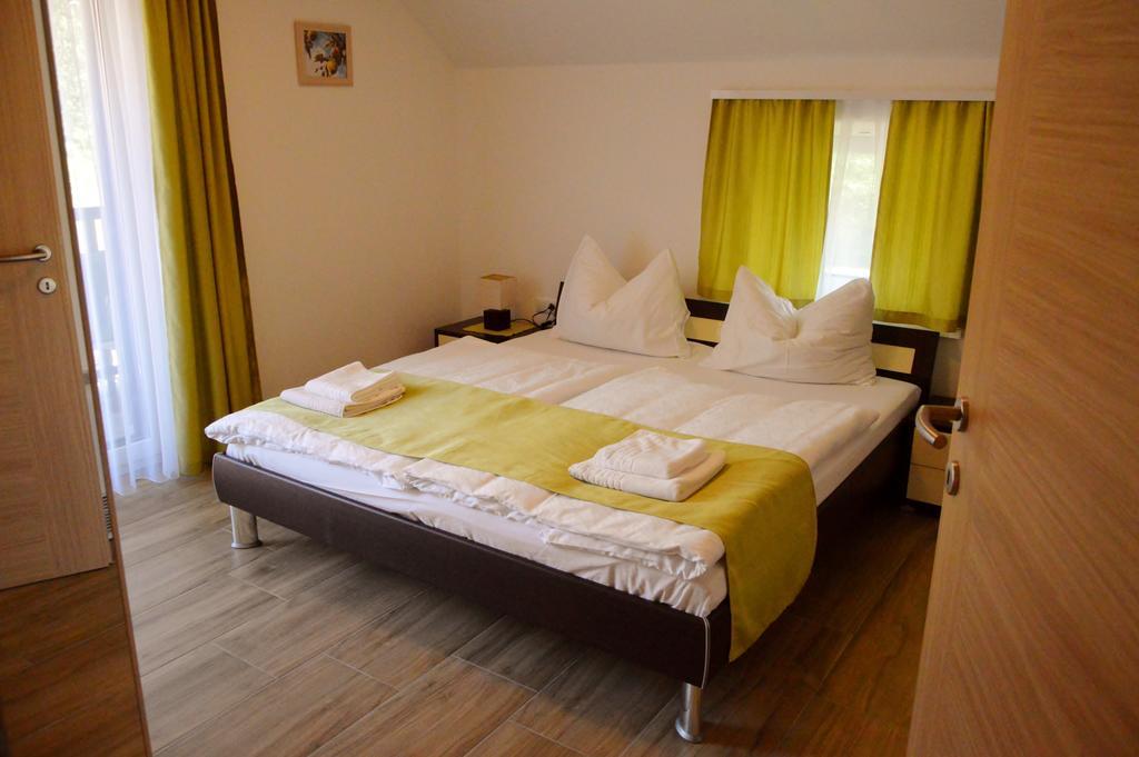 Turisticna Kmetija Cebelji Gradic Apartment Rogašovci Exterior foto