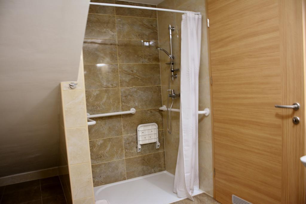 Turisticna Kmetija Cebelji Gradic Apartment Rogašovci Exterior foto